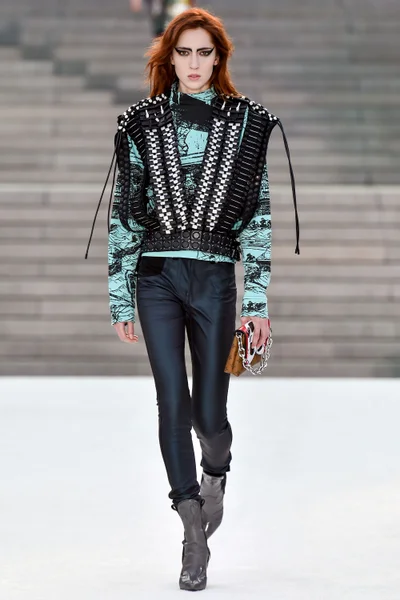 Look 37